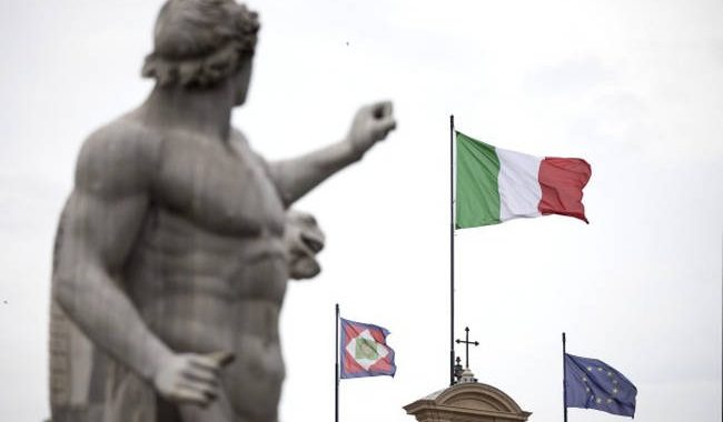 Οικονομικός σεισμός στην Ιταλία: Τρίζουν τα θεμέλια της Ευρωζώνης
