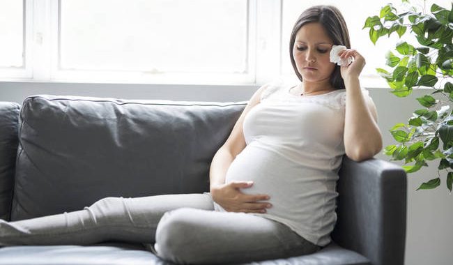 Περιγεννητική κατάθλιψη: Οι επιπτώσεις στο βρέφος και τη μητέρα