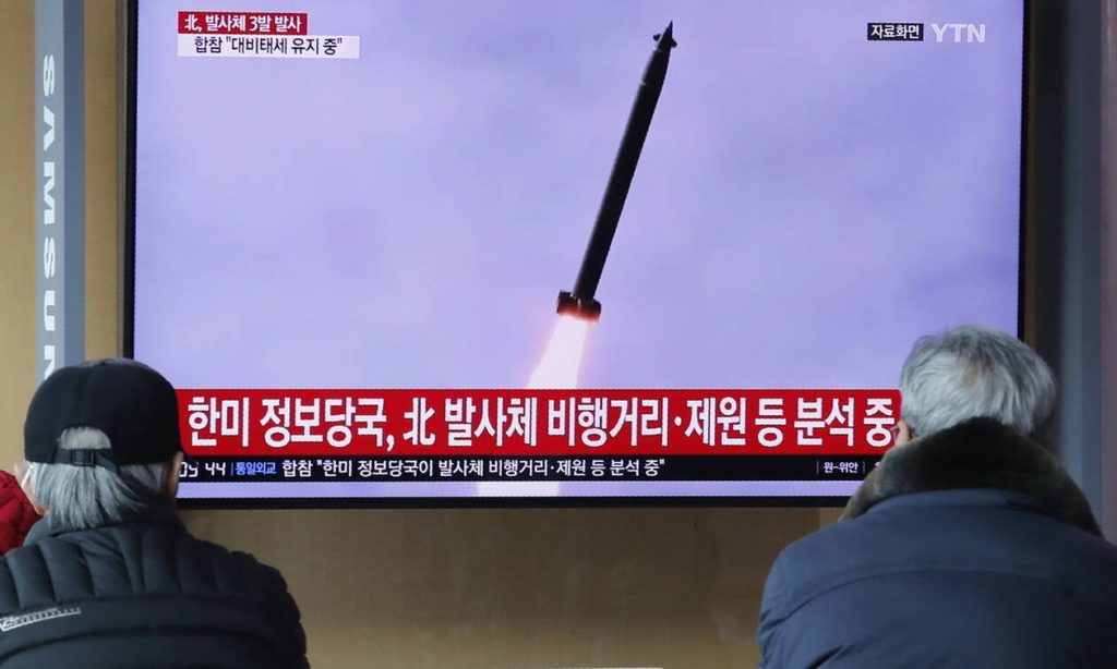 H Βόρεια Κορέα εκτόξευσε βαλλιστικούς πυραύλους μικρού βεληνεκούς