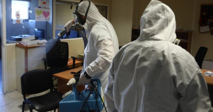 Κορονοϊός: Πέντε νεκροί, 11 διασωληνωμένοι, 387 τα κρούσματα – Η πορεία του ιού στην Ελλάδα