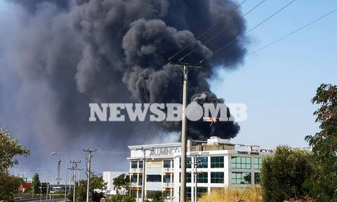 Ρεπορτάζ Newsbomb.gr - Φωτιά Μεταμόρφωση: «Πνίγηκε» στους καπνούς η Αττική - Συγκλονιστικές εικόνες