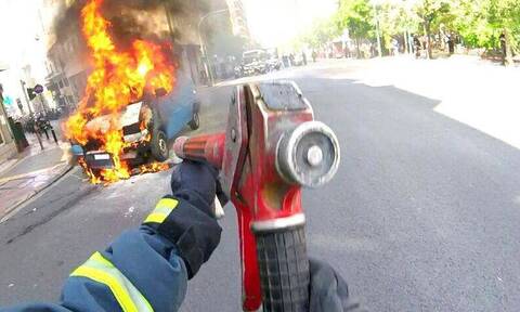 Φωτιά σε αυτοκίνητο στην Αργυρούπολη - Τεράστιο μποτιλιάρισμα