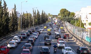 Κίνηση ΤΩΡΑ: Χάος στην Αθήνα! Κλειστοί δρόμοι λόγω Eumed – Αλλαγές και στα δρομολόγια του Μετρό