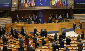 Ουκρανική κρίση: Διχασμένη η ΕΕ λίγο πριν την απόφαση για τις κυρώσεις στη Ρωσία - Η κύρια διαφωνία