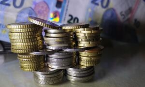 Πότε θα δοθεί το επίδομα των 200 ευρώ – Οι δικαιούχοι και τα ποσά